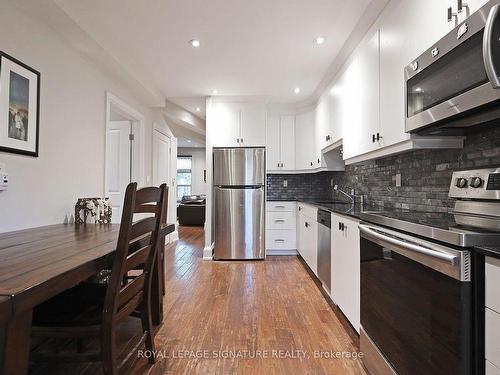 Main-308 St George St, Toronto, ON - Indoor Photo Showing Kitchen With Upgraded Kitchen