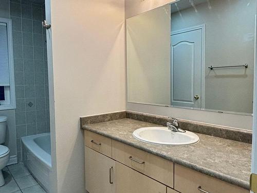 17 Levida St, Brampton, ON - Indoor Photo Showing Bathroom