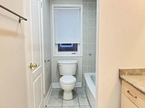 17 Levida St, Brampton, ON - Indoor Photo Showing Bathroom