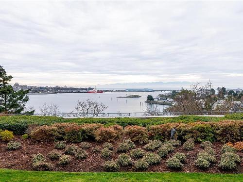 407-847 Dunsmuir Rd, Esquimalt, BC - Outdoor With Body Of Water With View