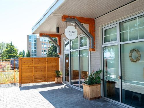 407-847 Dunsmuir Rd, Esquimalt, BC - Outdoor