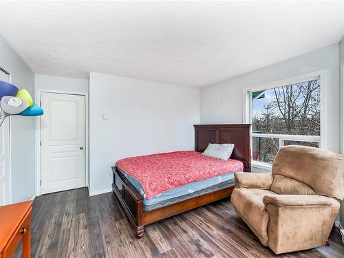 309-898 Vernon Ave, Saanich, BC - Indoor Photo Showing Bedroom