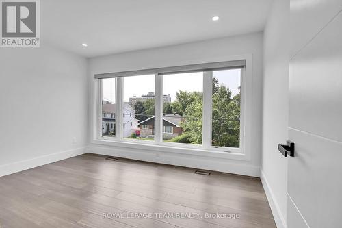 485 Hartleigh Avenue, Ottawa, ON - Indoor