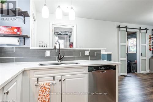 395 Nelson Street, Stratford, ON - Indoor Photo Showing Kitchen