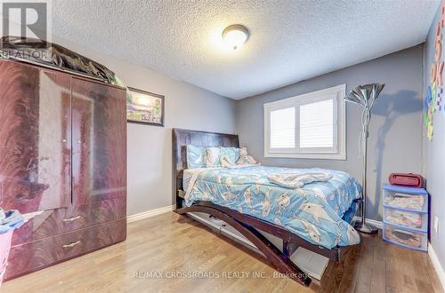 1 Shadowood Court, Toronto, ON - Indoor Photo Showing Bedroom