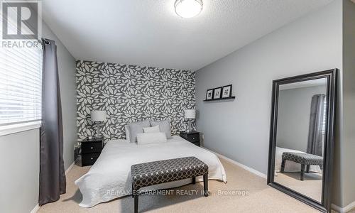 69 Vail Meadows Crescent, Clarington, ON - Indoor Photo Showing Bedroom