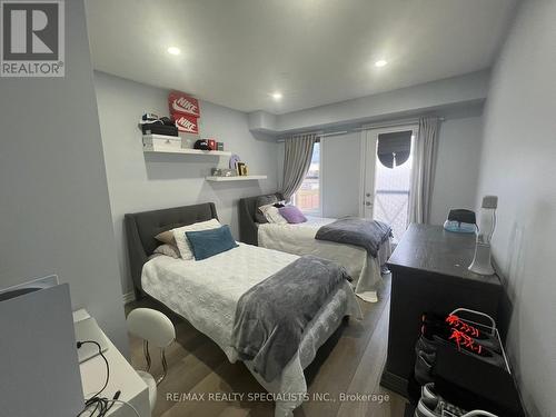 209 - 3865 Major Mackenzie Drive W, Vaughan, ON - Indoor Photo Showing Bedroom