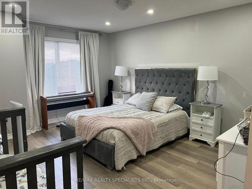 209 - 3865 Major Mackenzie Drive W, Vaughan, ON - Indoor Photo Showing Bedroom