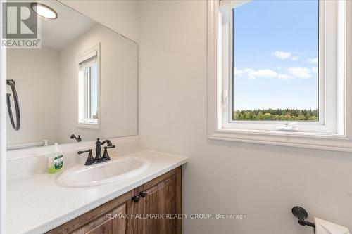 807 St Felix Road, Clarence-Rockland, ON - Indoor Photo Showing Bathroom