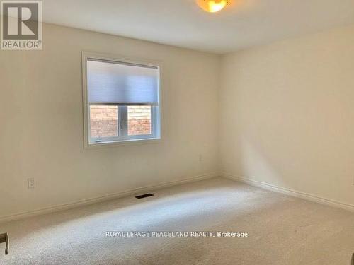 15 Goldeneye Drive, East Gwillimbury, ON - Indoor Photo Showing Other Room