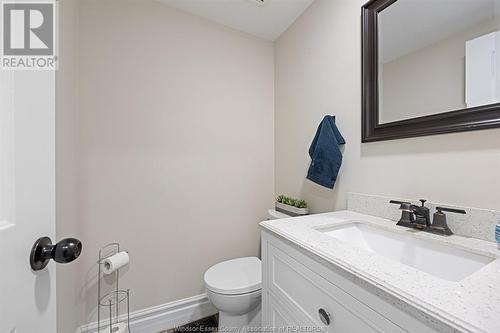 524 Jarvis, Windsor, ON - Indoor Photo Showing Bathroom