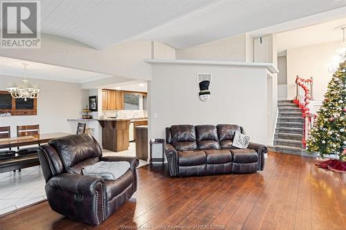 524 Jarvis, Windsor, ON - Indoor Photo Showing Living Room