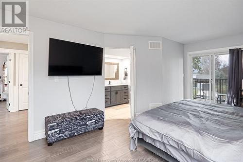 524 Jarvis, Windsor, ON - Indoor Photo Showing Bedroom