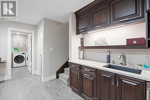 524 Jarvis, Windsor, ON - Indoor Photo Showing Laundry Room