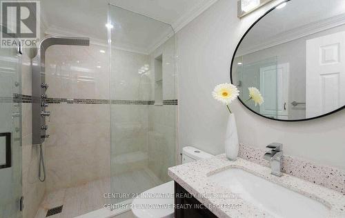 6 Heaver Drive, Whitby, ON - Indoor Photo Showing Bathroom