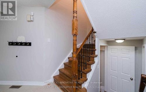 6 Heaver Drive, Whitby, ON - Indoor Photo Showing Other Room