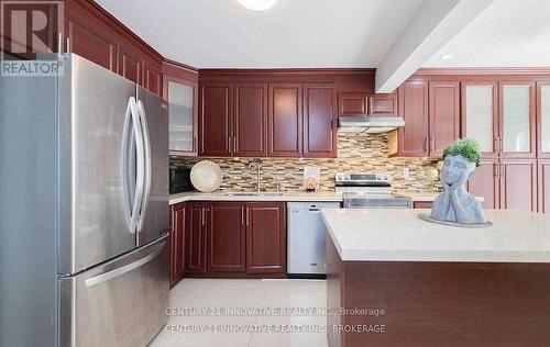 6 Heaver Drive, Whitby, ON - Indoor Photo Showing Kitchen With Stainless Steel Kitchen