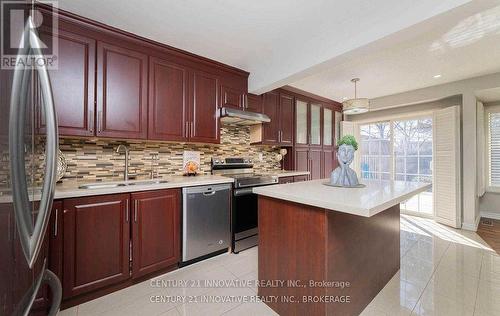 6 Heaver Drive, Whitby, ON - Indoor Photo Showing Kitchen With Double Sink