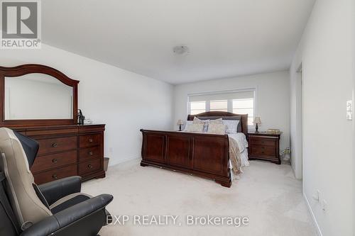 2344 Equestrian Crescent, Oshawa, ON - Indoor Photo Showing Bedroom