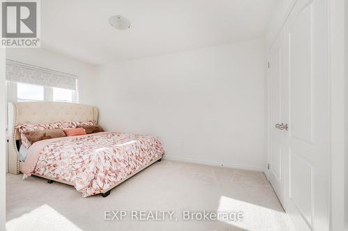 2344 Equestrian Crescent, Oshawa, ON - Indoor Photo Showing Bedroom