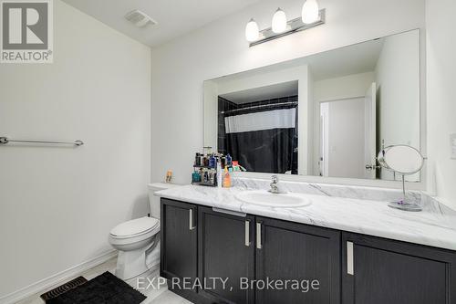 2344 Equestrian Crescent, Oshawa, ON - Indoor Photo Showing Bathroom