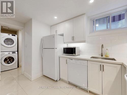 Bsmt - 238 Rumble Avenue, Richmond Hill, ON - Indoor Photo Showing Laundry Room