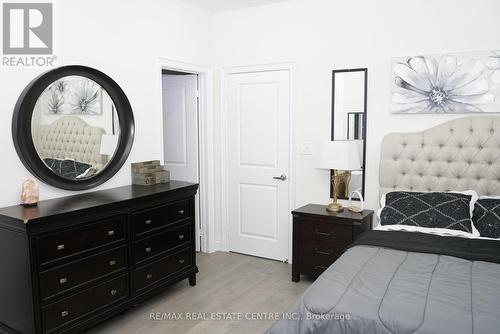 88 Bowbeer Road, Oakville, ON - Indoor Photo Showing Bedroom