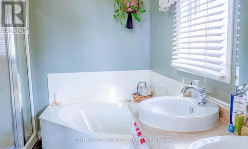 Main - 26 Buffridge Trail, Brampton, ON - Indoor Photo Showing Bathroom