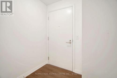 1209 - 8 Widmer Street, Toronto, ON - Indoor Photo Showing Other Room