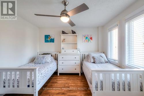 47 Butterfield Crescent, Whitby, ON - Indoor Photo Showing Bedroom