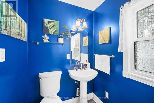 250 Albert Street, Arnprior, ON - Indoor Photo Showing Bathroom