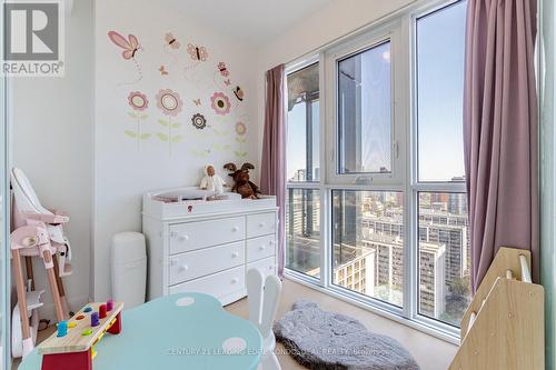 2707 - 7 Greenville Street, Toronto, ON - Indoor Photo Showing Bedroom