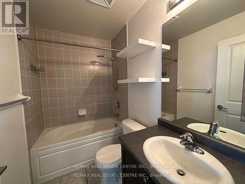 801 - 349 Rathburn Road W, Mississauga, ON - Indoor Photo Showing Bathroom