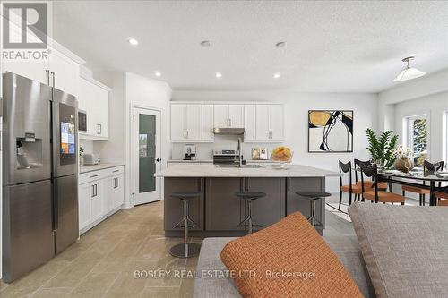 130 Devonleigh Gate, Grey Highlands, ON - Indoor Photo Showing Kitchen With Upgraded Kitchen