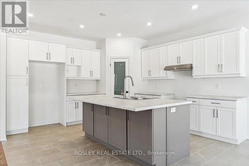 130 Devonleigh Gate, Grey Highlands, ON - Indoor Photo Showing Kitchen