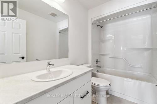 130 Devonleigh Gate, Grey Highlands, ON - Indoor Photo Showing Bathroom