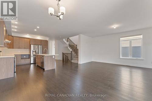 92 Big Dipper Street, Ottawa, ON - Indoor Photo Showing Kitchen