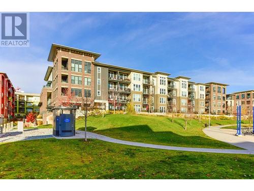 1775 Chapman Place Unit# 111 Lot# Sl10, Kelowna, BC - Outdoor With Facade