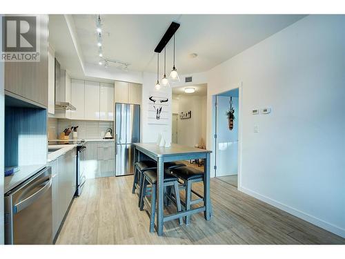 1775 Chapman Place Unit# 111 Lot# Sl10, Kelowna, BC - Indoor Photo Showing Kitchen With Stainless Steel Kitchen With Upgraded Kitchen