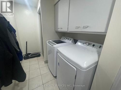 209 Murray Street, Chatham-Kent, ON - Indoor Photo Showing Laundry Room