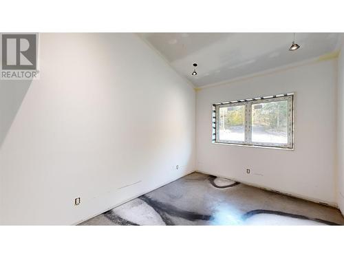 40 Lidstone Road, Salmon Arm, BC - Indoor Photo Showing Other Room