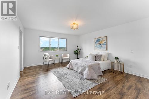 199 Tuliptree Road, Thorold, ON - Indoor Photo Showing Bedroom