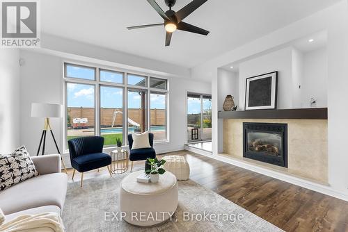 199 Tuliptree Road, Thorold, ON - Indoor Photo Showing Living Room With Fireplace