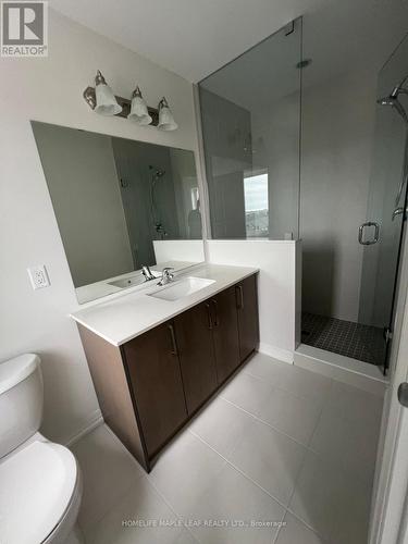 24 - 155 Equestrian Way, Cambridge, ON - Indoor Photo Showing Bathroom