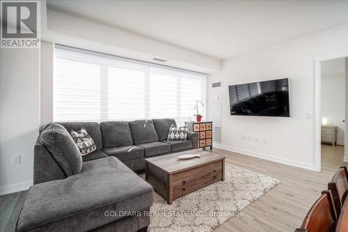 317 - 415 Sea Ray Avenue, Innisfil, ON - Indoor Photo Showing Living Room