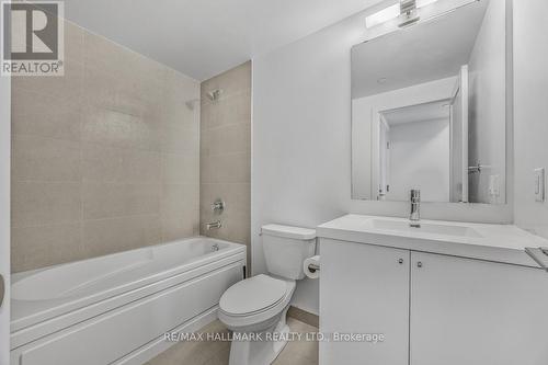 2405 - 2550 Simcoe Street N, Oshawa, ON - Indoor Photo Showing Bathroom