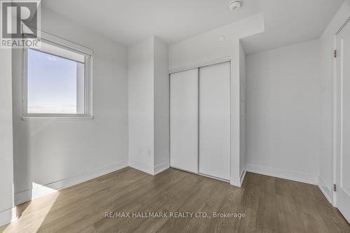 2405 - 2550 Simcoe Street N, Oshawa, ON - Indoor Photo Showing Other Room