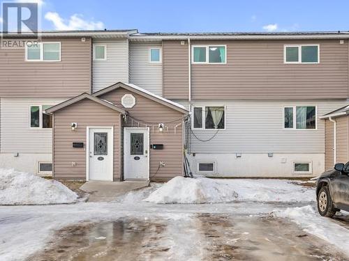 2-96 Lewes Boulevard, Whitehorse, YT - Outdoor