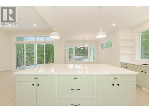 2504 Fox Glen Way Lot# 11, Blind Bay, BC - Indoor Photo Showing Kitchen