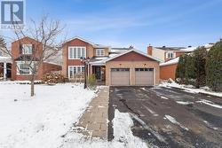 63 SPEERS CRESCENT  Ottawa, ON K2M 1W4